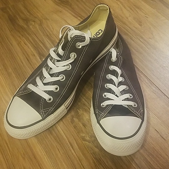 dark gray converse